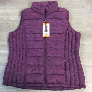 NEW 32 DEGREES Heat Women's Packable Puffer Vest in Color Beach Plum